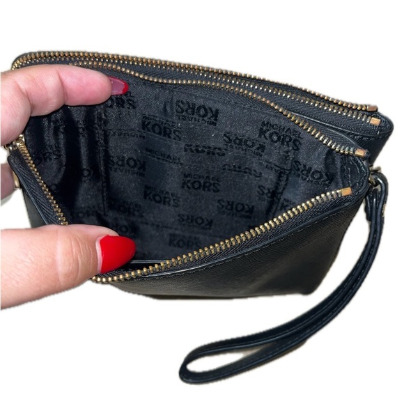 MICHAEL Michael Kors Black Double Zip Wristlet - Picture 8 of 11
